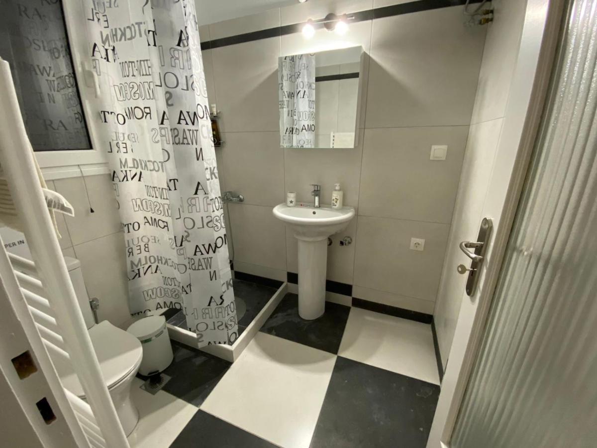Central Athens Apartment Atene Esterno foto